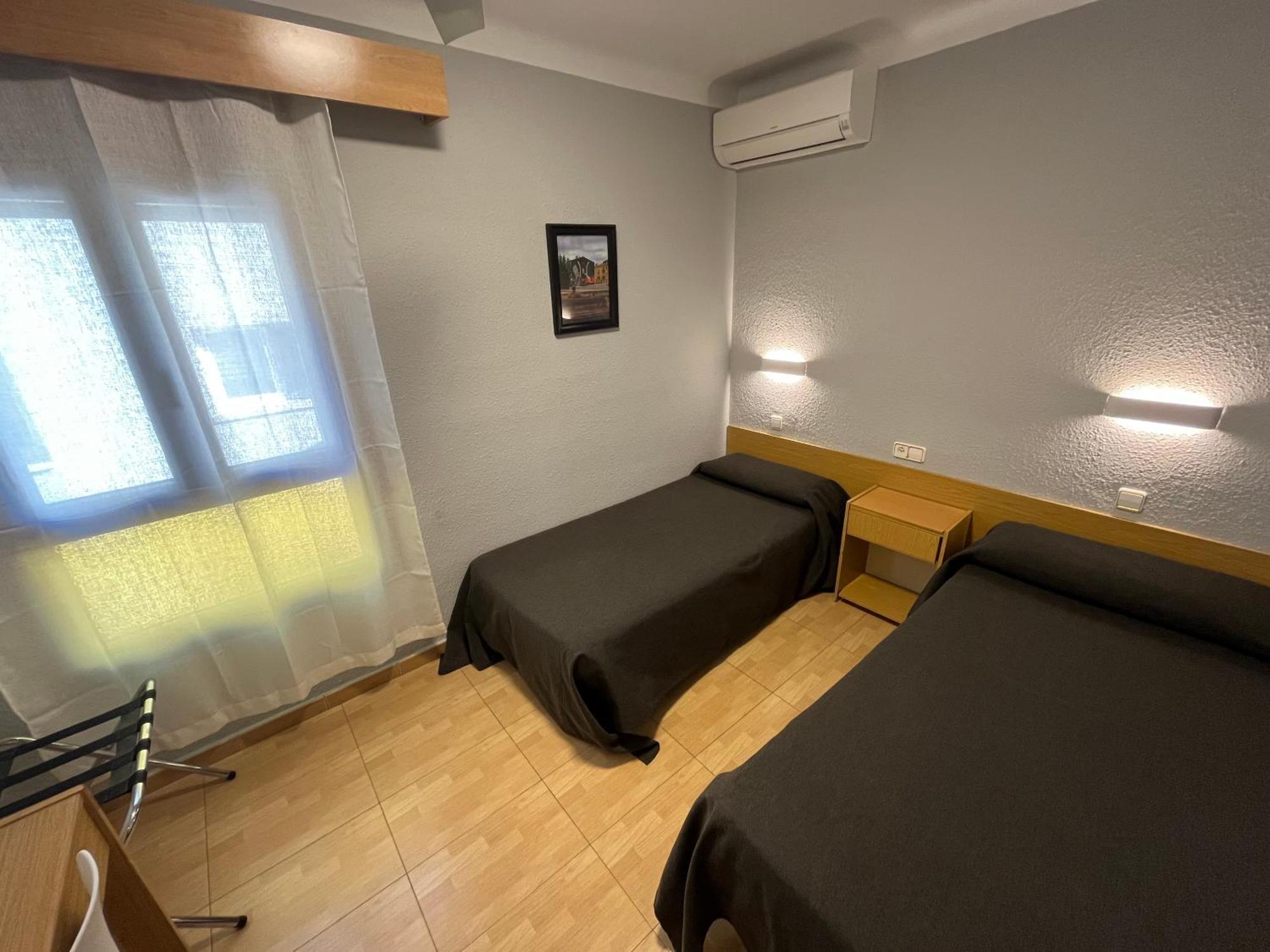 Hostal Tarres Anglés Zimmer foto