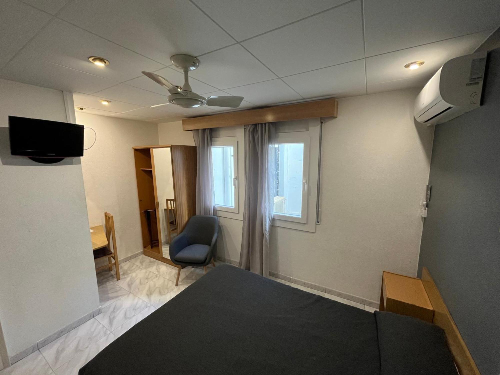 Hostal Tarres Anglés Zimmer foto